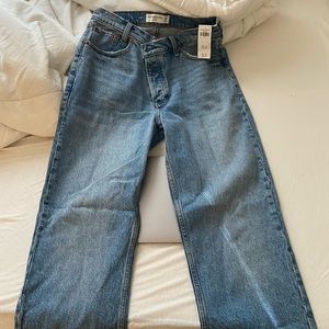 Abercrombie High Rise Dad Jeans